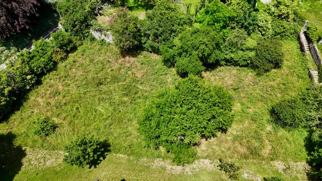 Land in Saint-Julien-en-Genevois, Auvergne-Rhône-Alpes, France 2 - 16539421