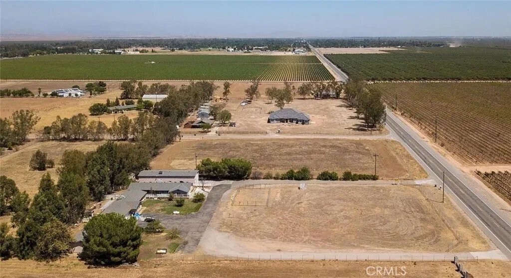 Madera, California, United States 2 - 16705768