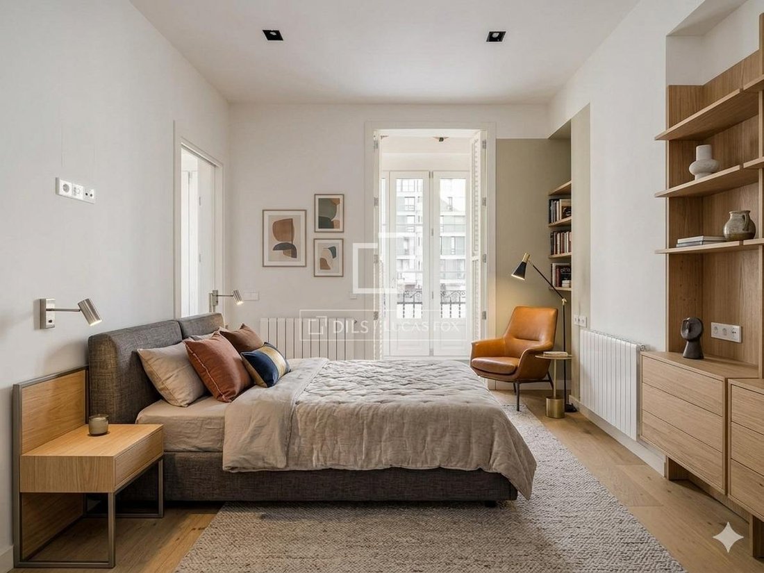 Apartment in Eixample, Barcelona, Spain 3 - 16877811