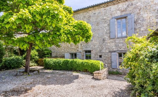 House in Beauville, Nouvelle-Aquitaine, France 1