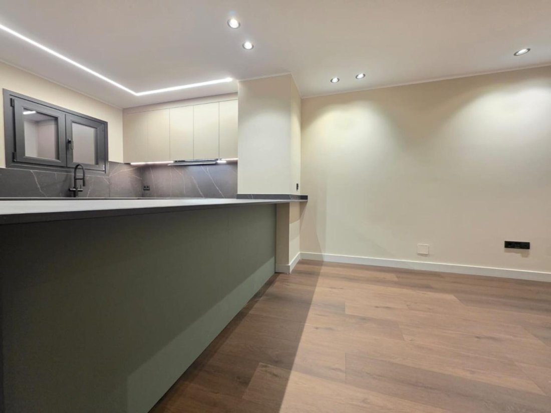 Apartment in Escaldes-Engordany, Escaldes-Engordany, Andorra 5 - 18069413