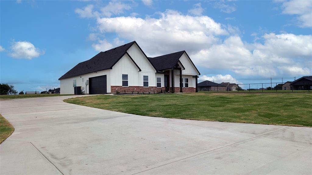 House in Celeste, Texas, United States 2 - 18069804
