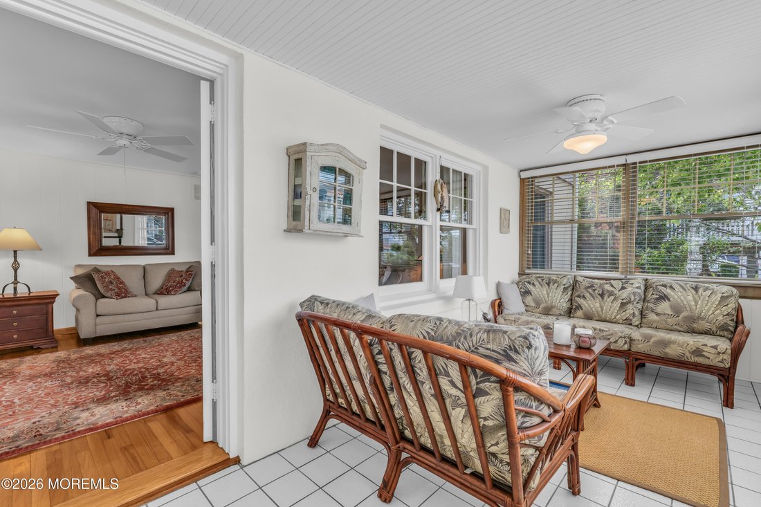 House in Seaside Park, New Jersey, United States 2 - 18069524