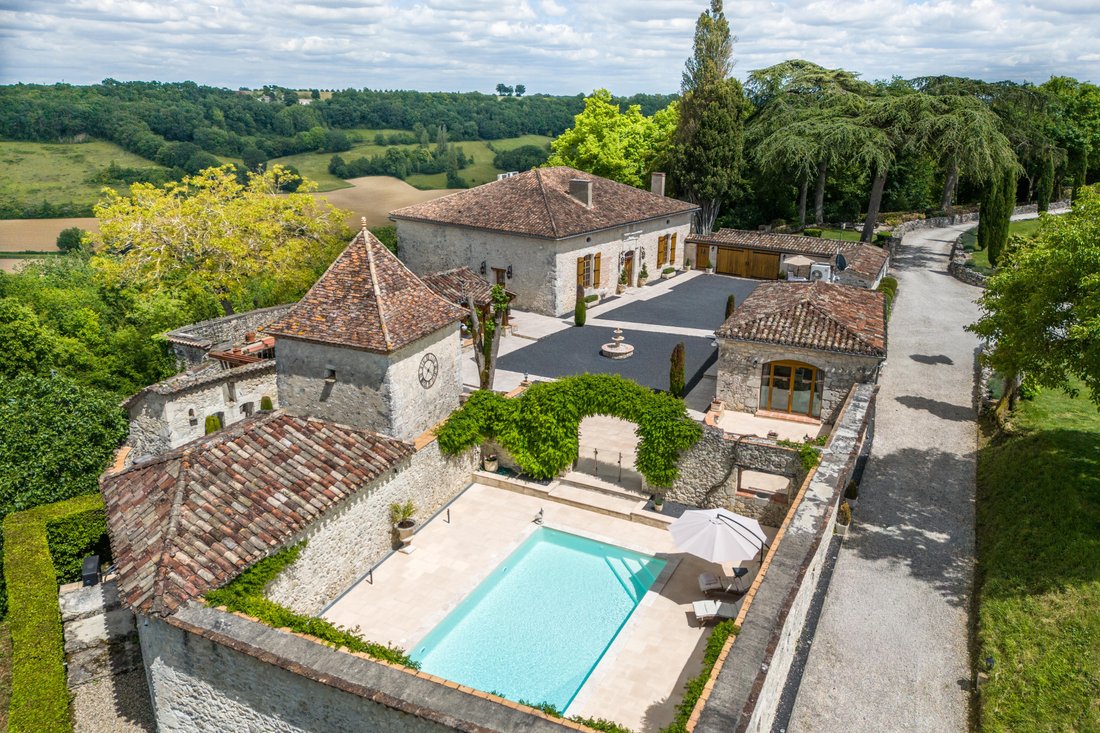 House in Beauville, Nouvelle-Aquitaine, France 1 - 18070053