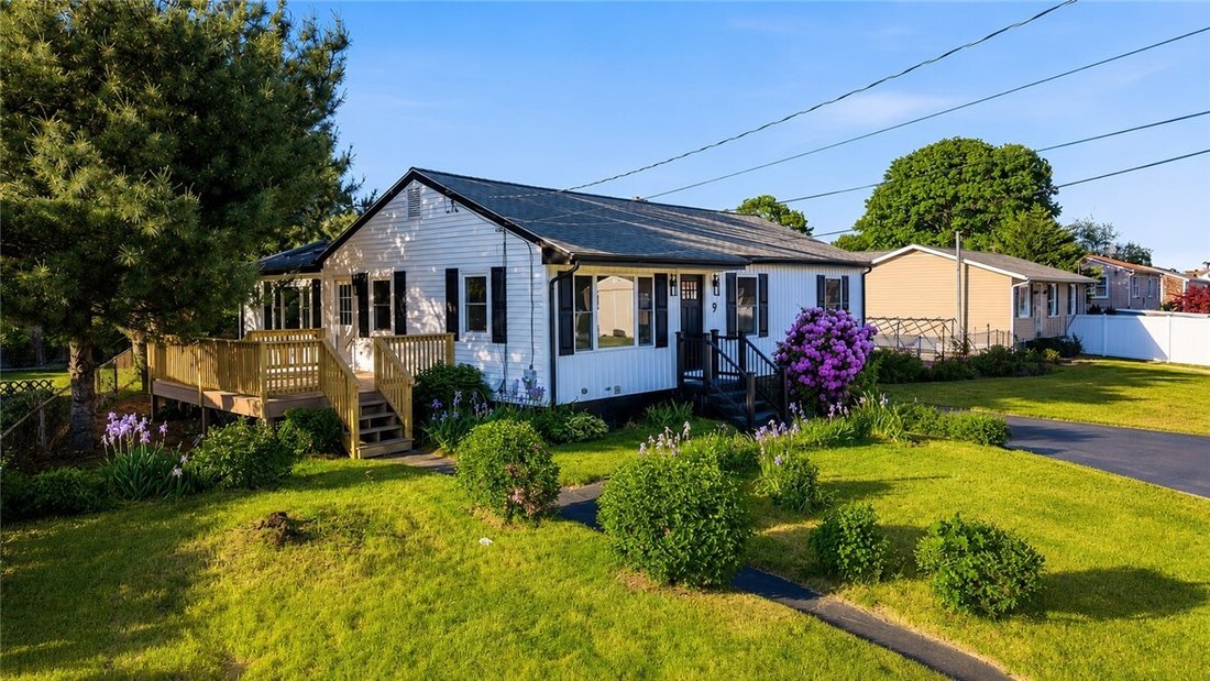 House in Bristol, Rhode Island, United States 2 - 18069761