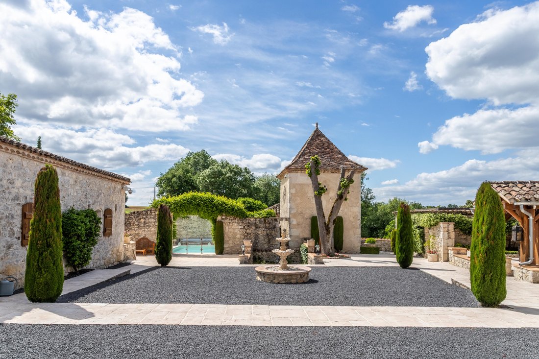 House in Beauville, Nouvelle-Aquitaine, France 3 - 18070053