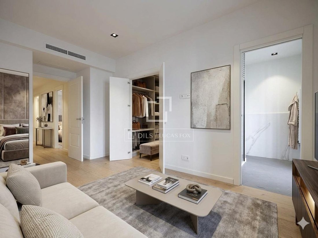 Apartment in Eixample, Barcelona, Spain 4 - 16877811