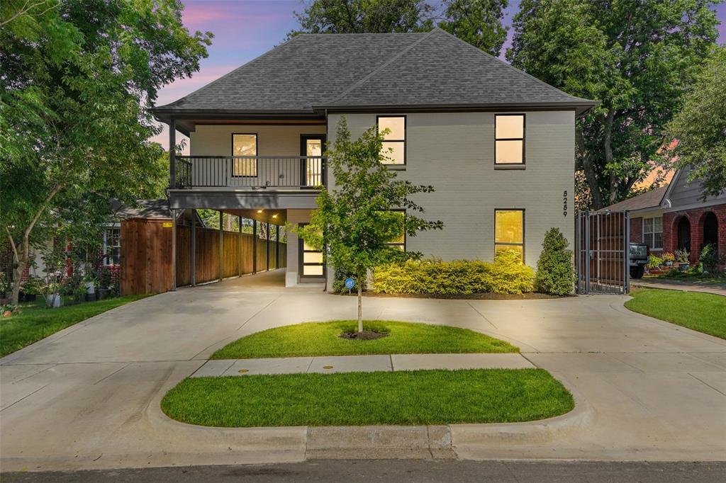 House in Dallas, Texas, United States 1 - 18048420