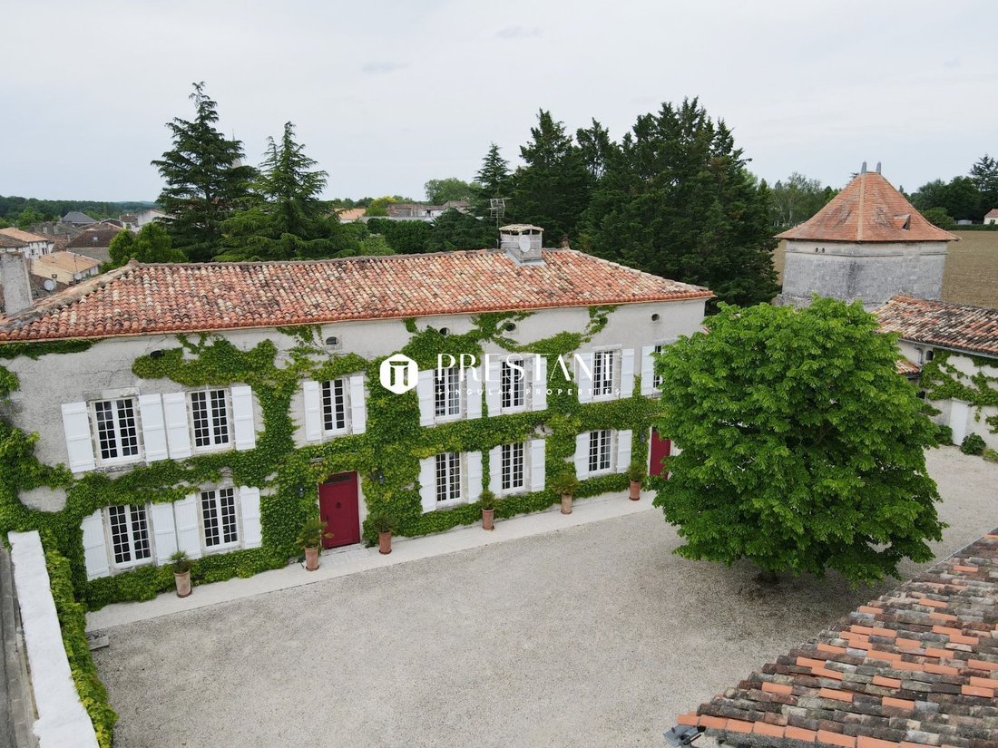 House in Saint Ausone-Saint Martin-Saint Gelais, Angoulême, France 2 - 18070478