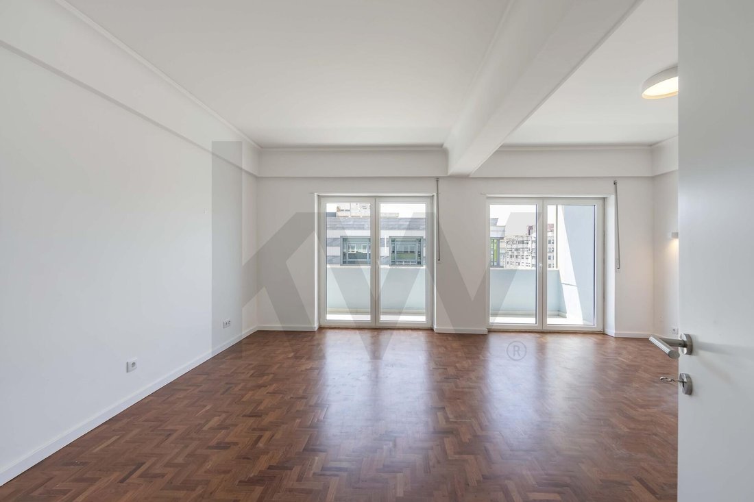 Apartment in Alvalade, Lisbon, Portugal 2 - 18070421