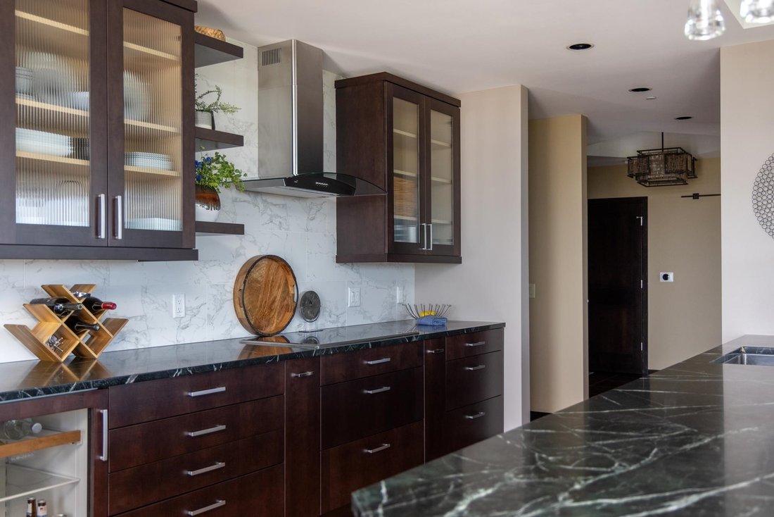 Condo in Madison, Wisconsin, United States 3 - 18070556