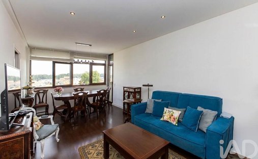 Apartment in Cedofeita, Santo Ildefonso, Se, Miragaia, Sao Nicolau e Vitoria, Porto District, Portugal 1