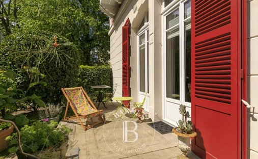 Apartment in Alsace, Saint-Germain-en-Laye, France 1