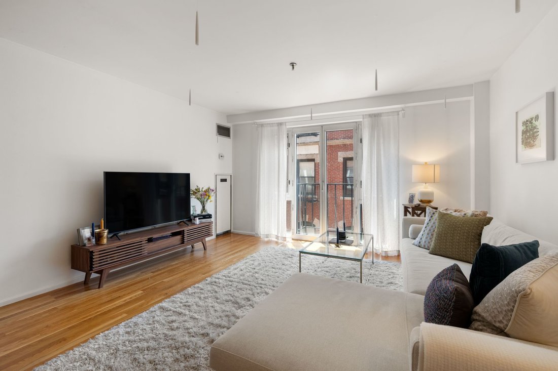 Condo in Boston, Massachusetts, United States 3 - 18070417
