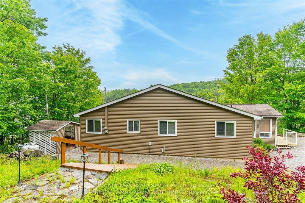 House in Minden, Ontario, Canada 3 - 17902876