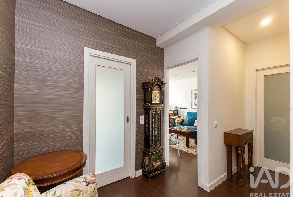 Apartment in Cedofeita, Santo Ildefonso, Se, Miragaia, Sao Nicolau e Vitoria, Porto District, Portugal 4 - 18070663