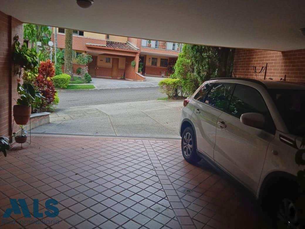 House in Envigado, Antioquia, Colombia 2 - 18070194