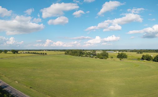 Farm Ranch in Whitesboro, Texas, United States 1
