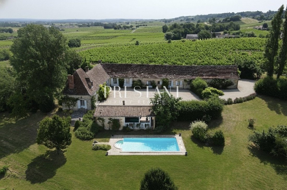 Estate in Vieux Bergerac, Bergerac, France 1 - 18070488