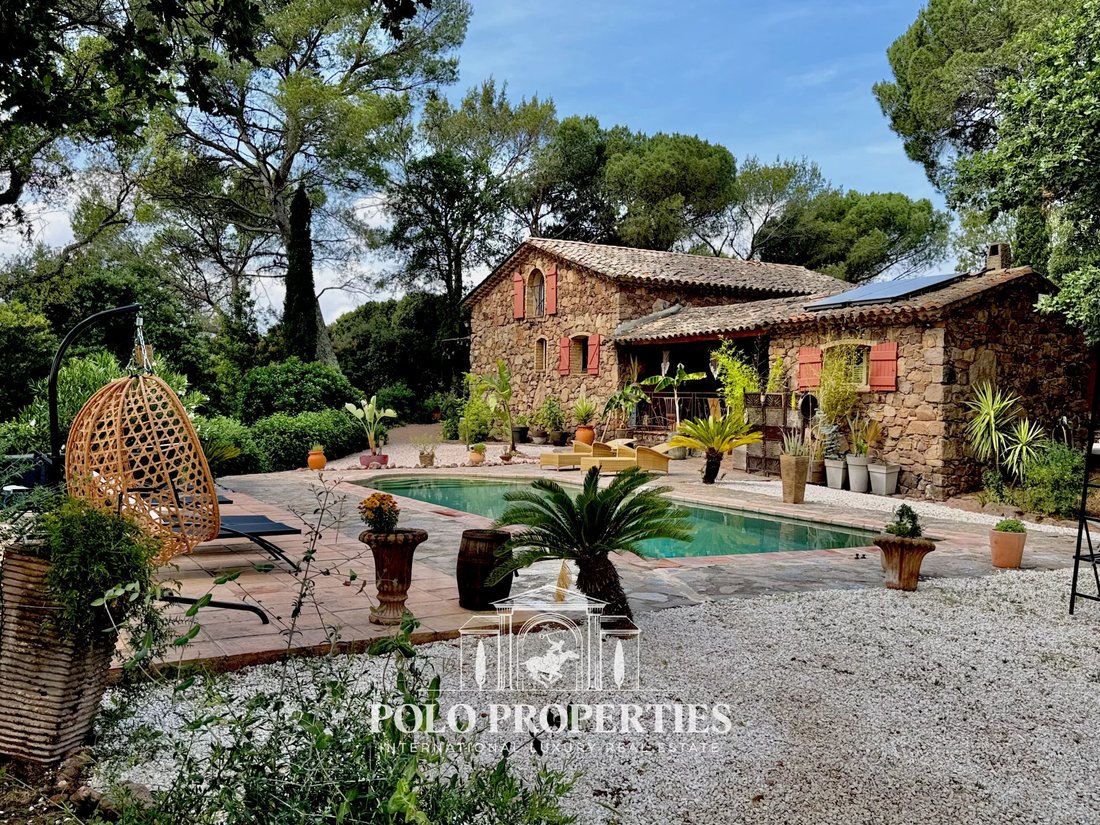 Country House in La Bouverie, Roquebrune-sur-Argens, France 4 - 18070378
