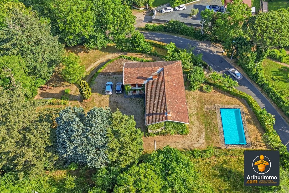 House in Zone Habitat Diffus, Chaponost, France 1 - 18070430