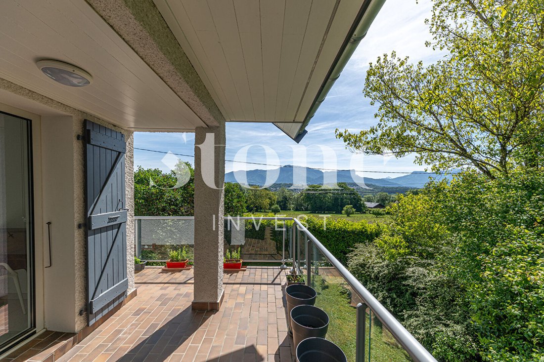 Villa in Cuvat, Auvergne-Rhône-Alpes, France 2 - 18070667
