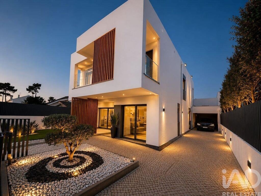 Townhouse in Charneca de Caparica e Sobreda, Setubal, Portugal 1 - 17509584