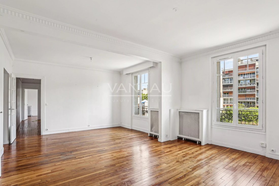 Apartment in Le Centre, Meudon, France 2 - 18070451