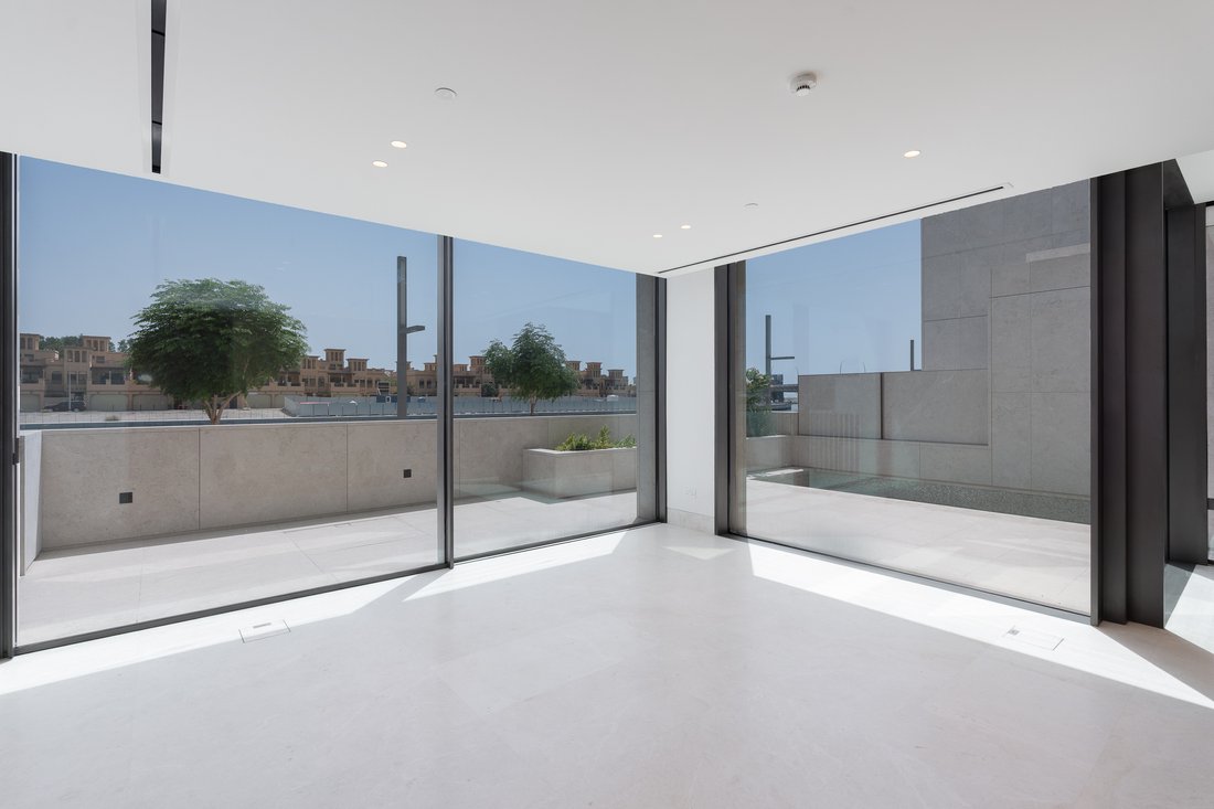 Villa in Jumeirah, Dubai, United Arab Emirates 3 - 17245762