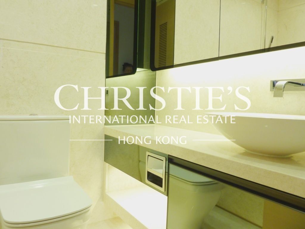 Apartment in Hong Kong, Hong Kong 5 - 18070897