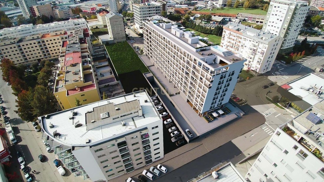 Apartment in Braga (Maximinos, Se e Cividade), Braga, Portugal 1 - 18070092