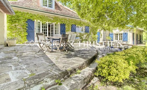 Villa in Salies-de-Bearn, Nouvelle-Aquitaine, France 1