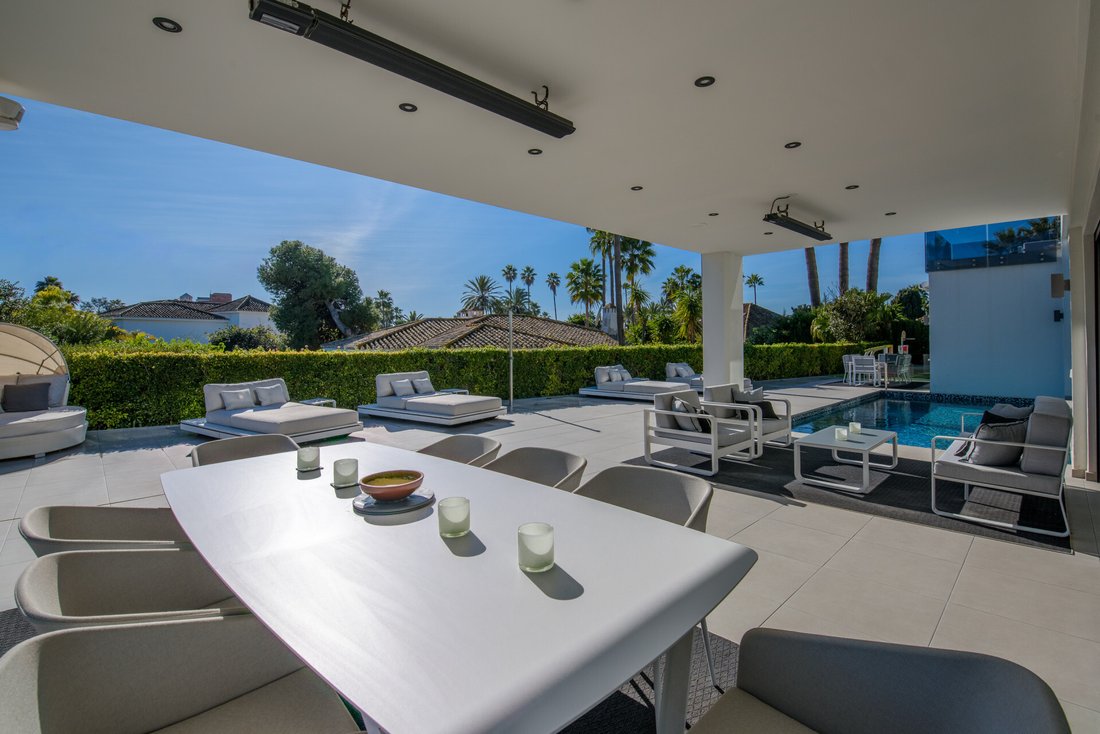 Villa in Marbella, Andalusia, Spain 3 - 18070449