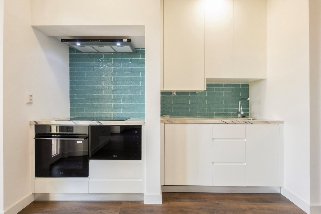 Apartment in Arroios, Lisbon, Portugal 4 - 18070248