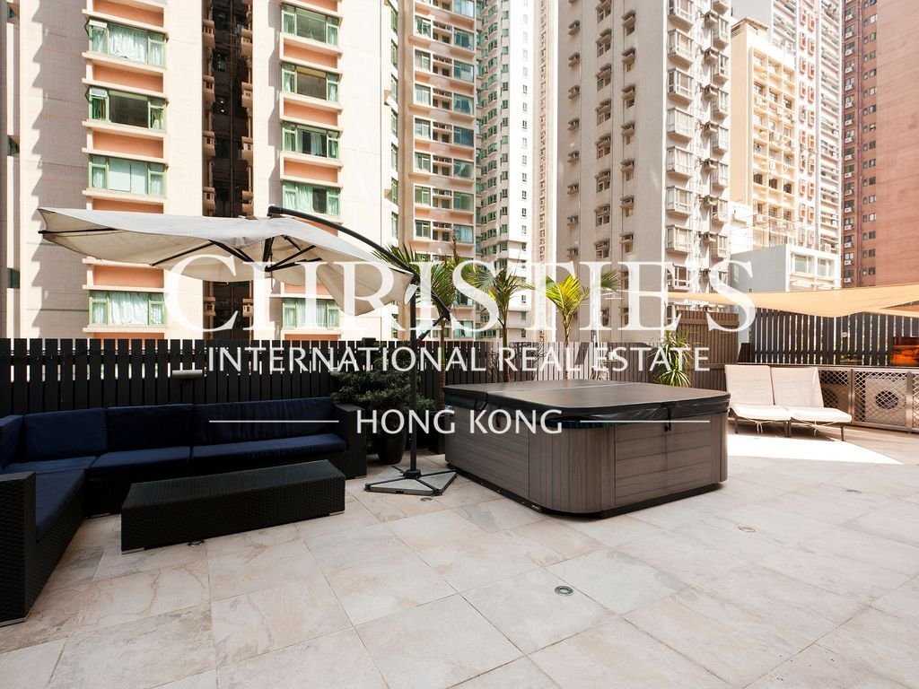 Apartment in Hong Kong, Hong Kong 3 - 18070896