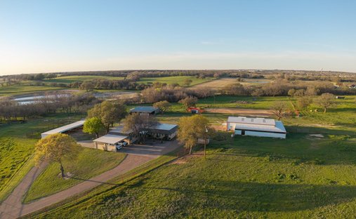 Farm Ranch in Weatherford, Texas, United States 1