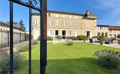 Villa in Saint-Émilion, Nouvelle-Aquitaine, France 1