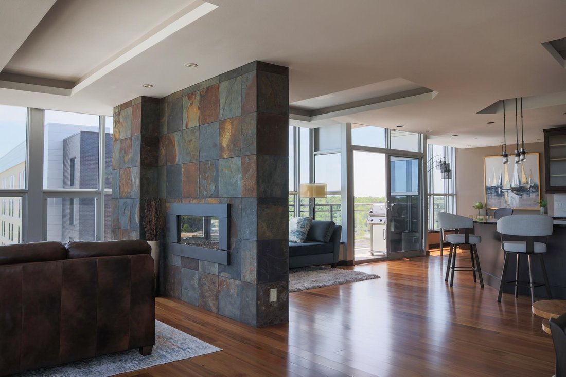 Condo in Madison, Wisconsin, United States 4 - 18070556