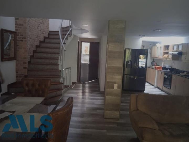 House in Envigado, Antioquia, Colombia 3 - 18070194