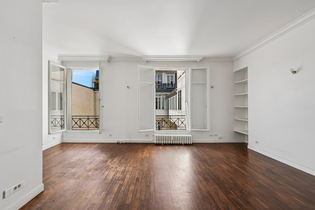 Apartment in Hoche-Friedland, Paris 8e Arrondissement, Paris 1 - 18070233
