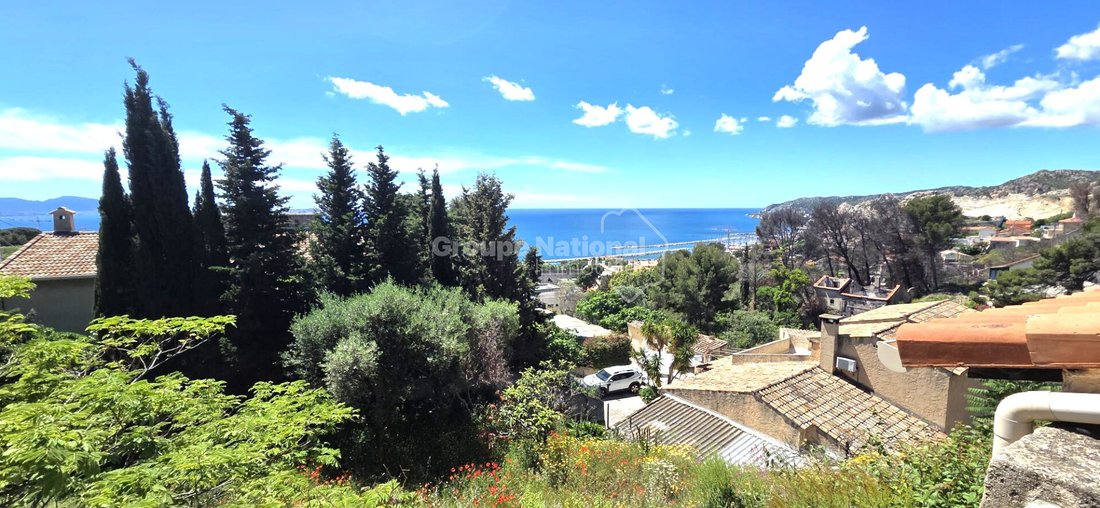 Villa in 16e Arrondissement, Marseille, France 1 - 18070724