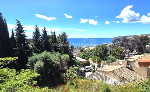 Villa in 16e Arrondissement, Marseille, France 1