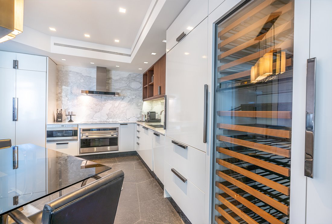 Condo in Honolulu, Hawaii, United States 5 - 18070228