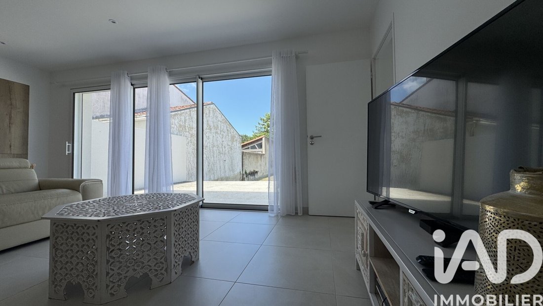 House in La Beaume-Avant Garde, Rochefort, France 2 - 17897120