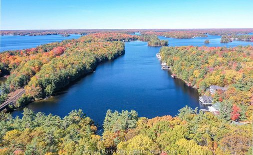 Land in Torrance, Ontario, Kanada 1