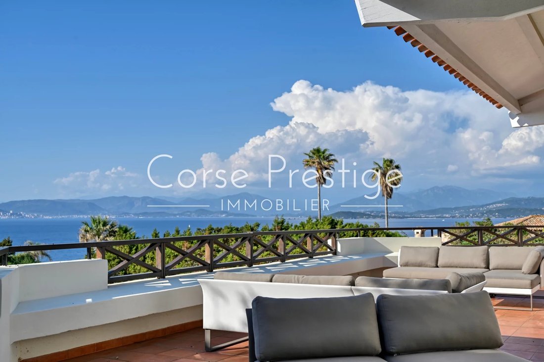 Villa in Pietrosella, Corsica, France 2 - 14655634