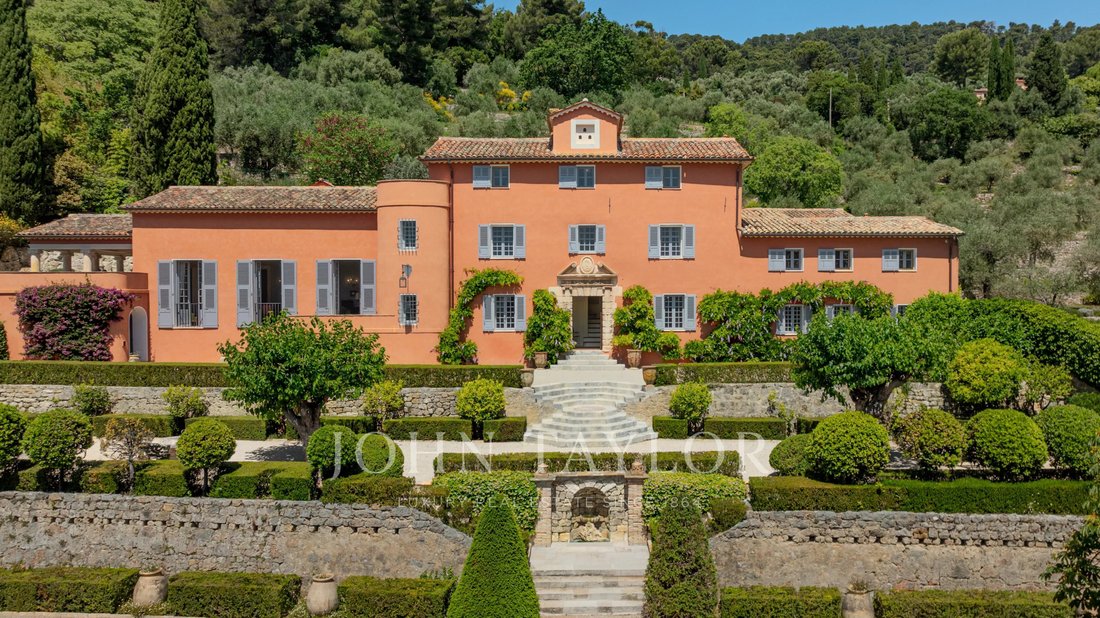 House in Grasse, Provence-Alpes-Côte d'Azur, France 5 - 13562553