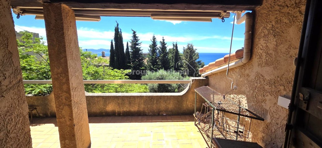 Villa in 16e Arrondissement, Marseille, France 3 - 18070724