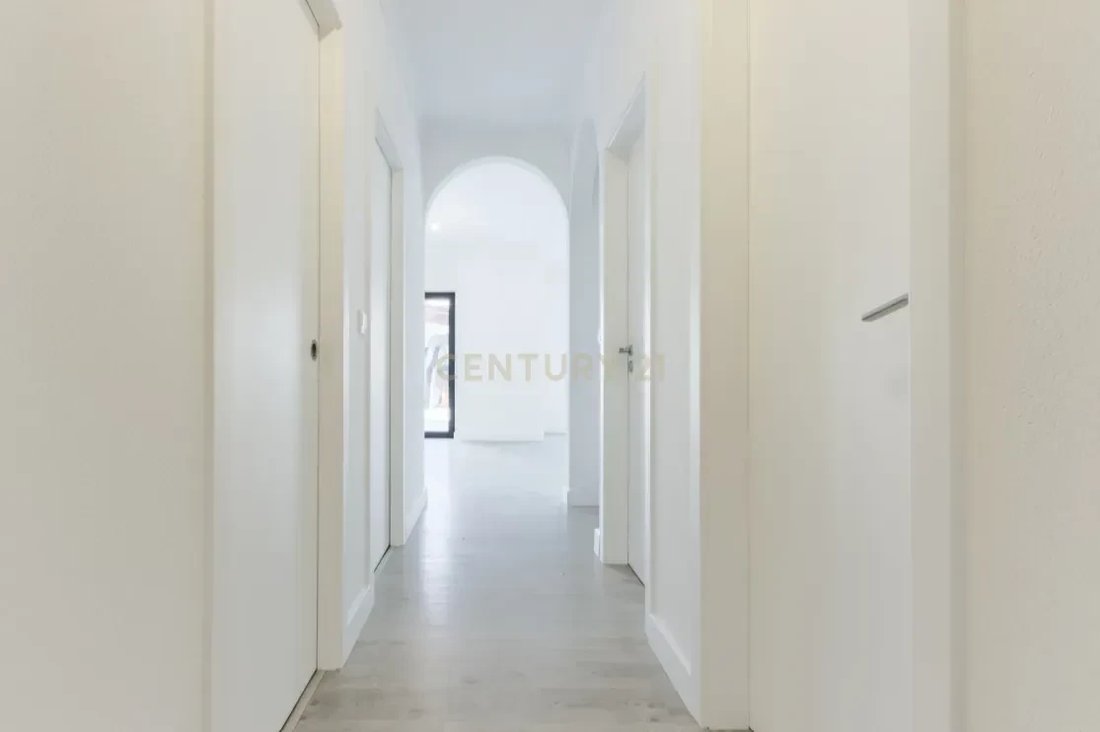 Villa in Ferrel, Leiria District, Portugal 4 - 18070135