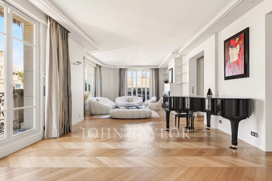 Apartment in Muette Nord, Paris 16e Arrondissement, Paris 1 - 18070467